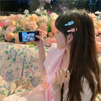 美女和液体人